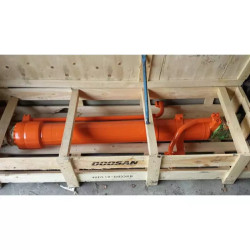 SIŁOWNIK ŁYŻKI DOOSAN DEVELON DX300 DX  225 LONG 400310-00332A 400310-00332B K1011434