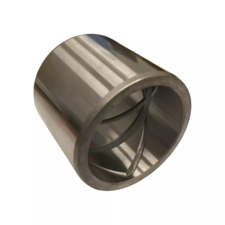 TULEJA 40X50X40 SMAROWANA SPIRALNIE  PRZEZ SWORZEŃ