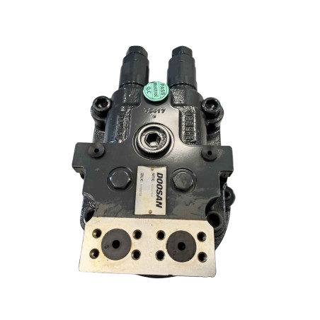 SILNIK OBROTU DO KOAPRKI DOOSAN DEVELON  DX140 DX150 DX160  170303-00068