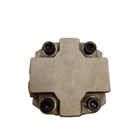 Pompa pilotowa Komatsu 705-41-07180
