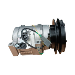 KOMPRESOR KILIMATYZACJI KOMATSU  17A-911-4810 20Y-810-1260 20Y-979-6120 421-07-31221 20Y8101260 20Y-979-6121
